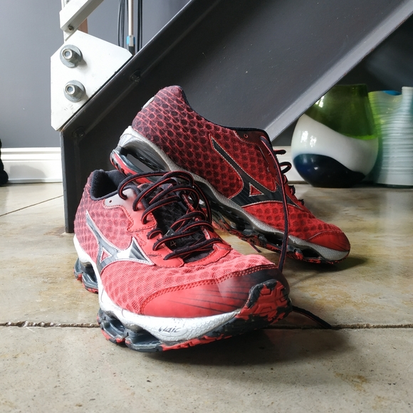 Mizuno Wave Prophecy 4 - Picture 3 of 6